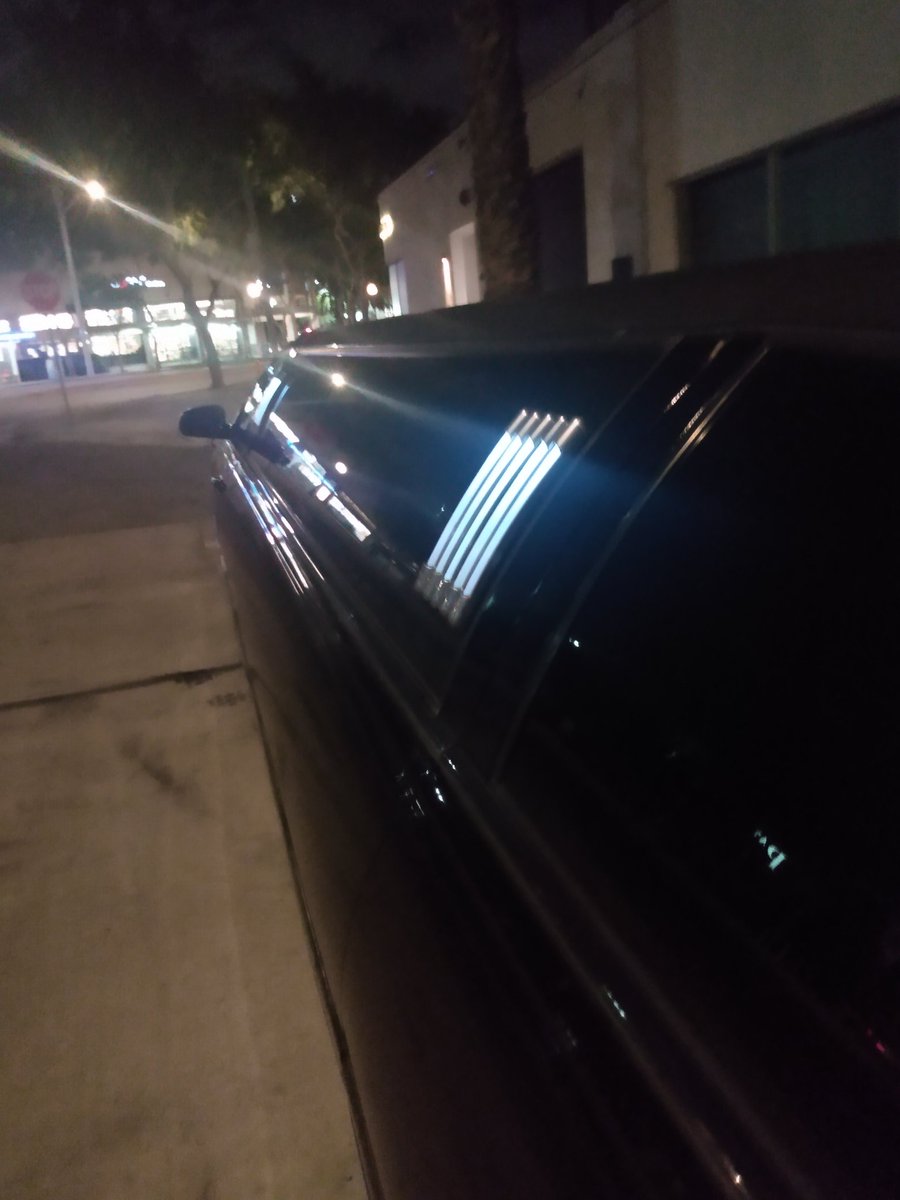 SNG_Co's tweet photo. Catch us Hanging out w/ #VIPs celebrating a #birthday in #Weho
@tomtom we see you.
#limos #limo #fifthdoor #InlandEmpire to #LosAngeles &amp; Surrounding Cities Near you. #Redlands #Highland #PalmSprings #Riverside #ranchocucamonga https://t.co/6WzScxFSD5