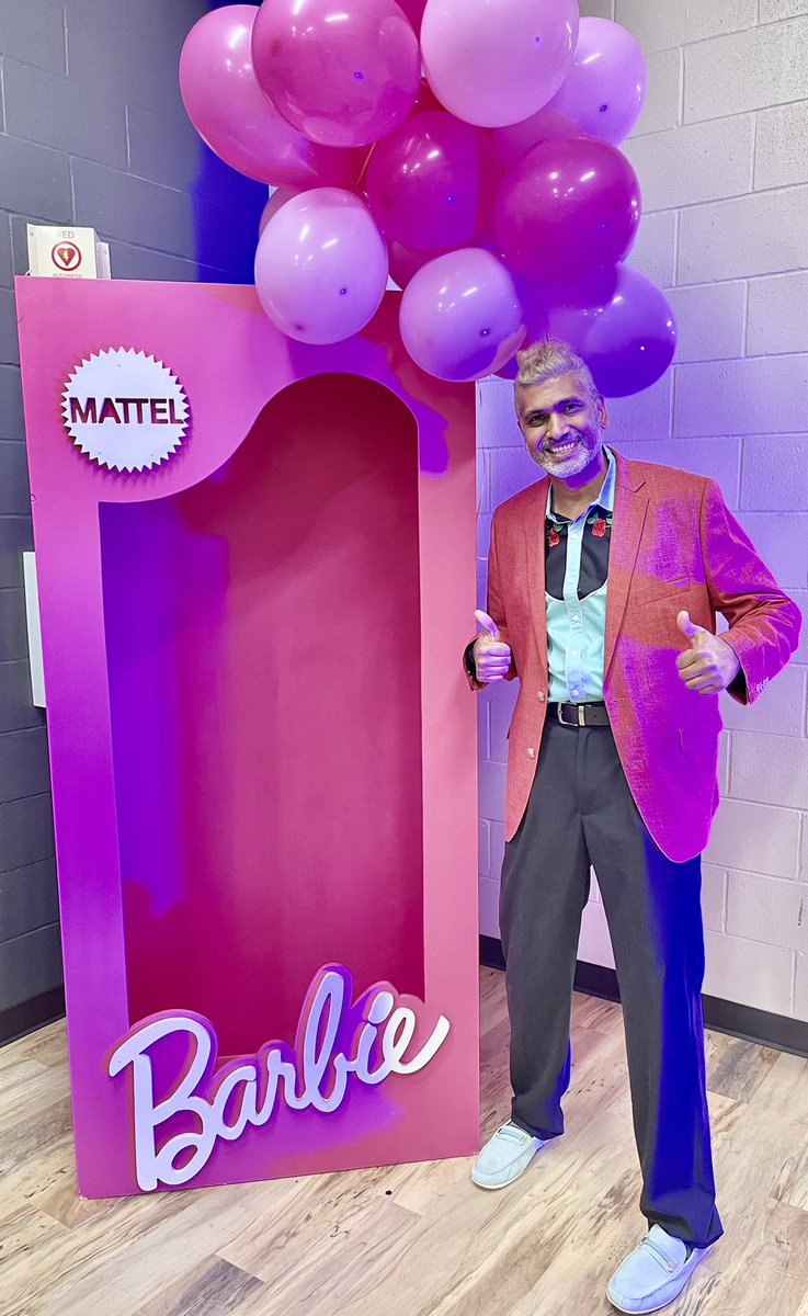 rnglobalgroup's tweet photo. The Homecoming Dance was a lot of fun!  This booth was great for pictures everyone loved it 😍 #ilovemortonranch https://t.co/c8DSK9aU3x
