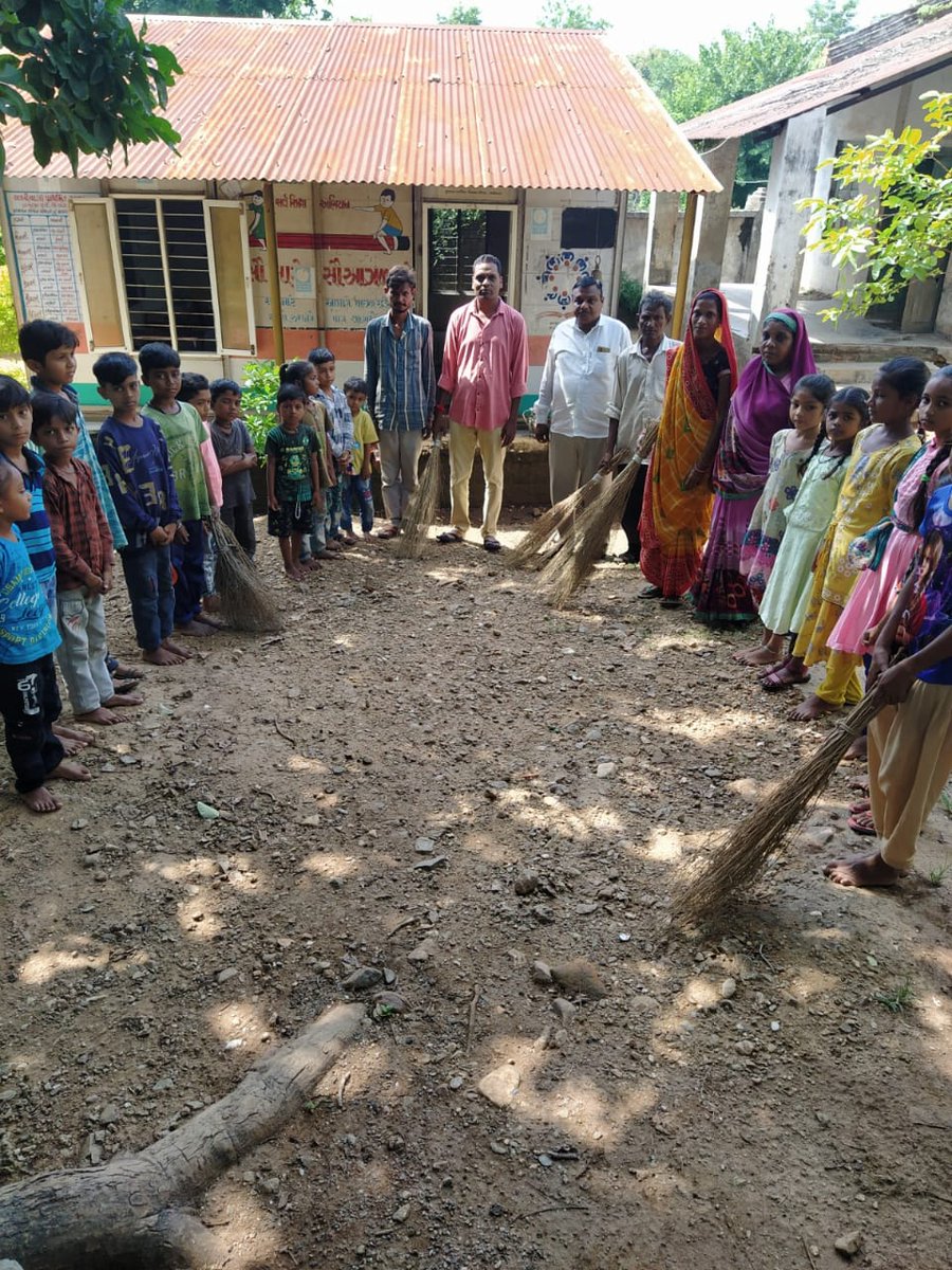 sbaria19's tweet photo. subhash baria
@sbaria19
·
8m
#gujaratinformation #SwachhBharat #SwachhataHiSeva #SwachhBharatMission #GADH #BHIKHAPURA #JETPURPAVI #CHHOTAUDEPUR #CRCBHIKHAPURA #CRCKADVAL #GUJARAT https://t.co/slRPuXzwyK