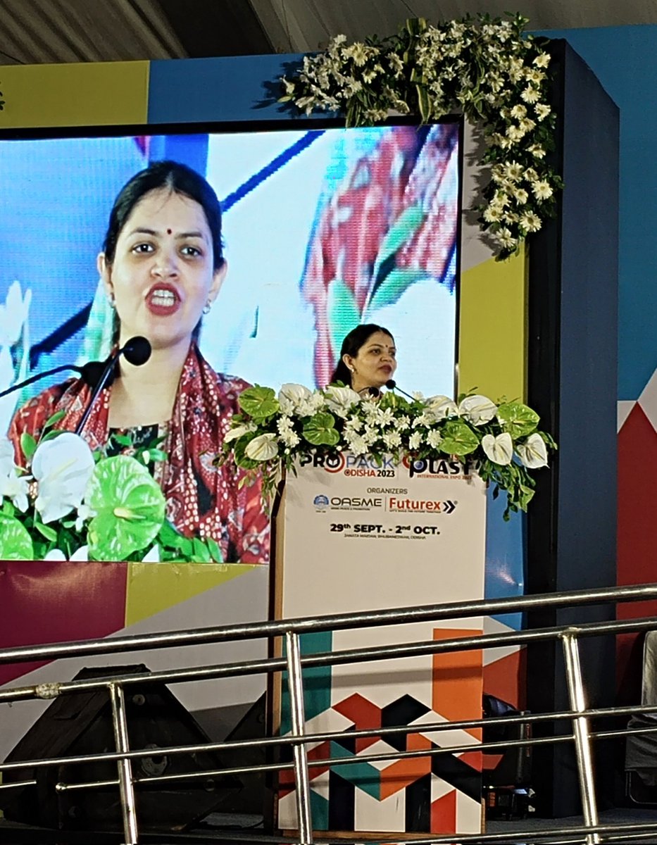 z2akhtar's tweet photo. Nitisha Mann Dy Dir. MSME DFO addressing entrepreneurs at @OASME_Odisha #PropackOdisha 2023.
@MsmeDepartment @minmsme https://t.co/rW1bBhmjsF