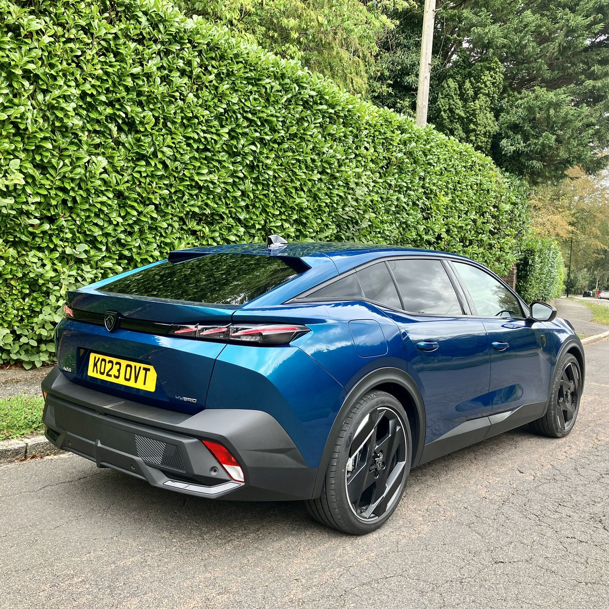 New Peugeot 408 is giving off strong Lamborghini Urus vibes from