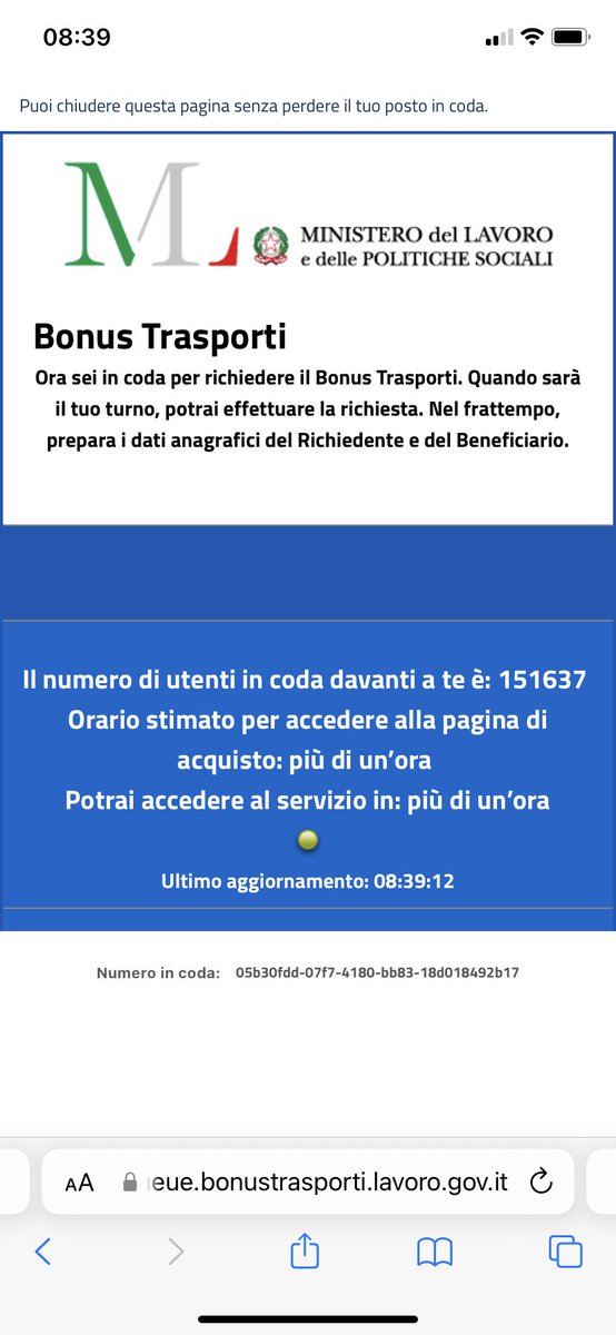 GiadaMelone's tweet photo. giuro è stato più facile prendere i biglietti per i Coldplay e ho detto tutto..
 #bonustrasporti https://t.co/yeQ5p0OLvi