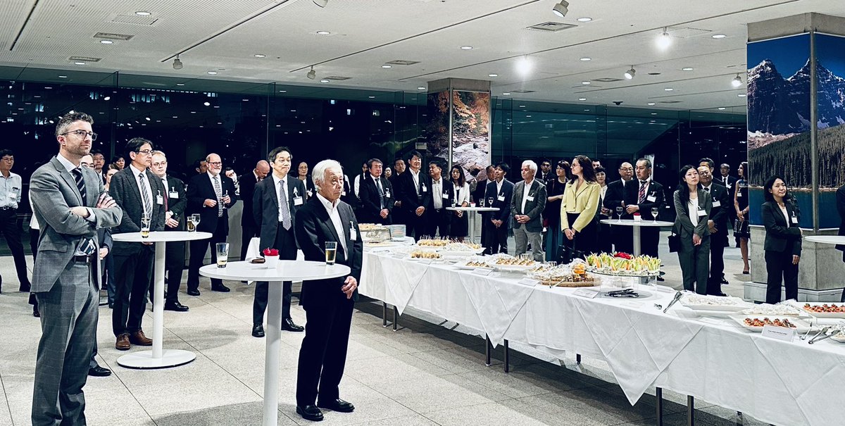nadintrade's tweet photo. Thank you to @NRC_CNRC President Iain Stewart for promoting further 🇨🇦🇯🇵#STICollaboration @CanEmbJapan #FriendsofNRC reception @TCS_SDC https://t.co/8WU5bu0BOU