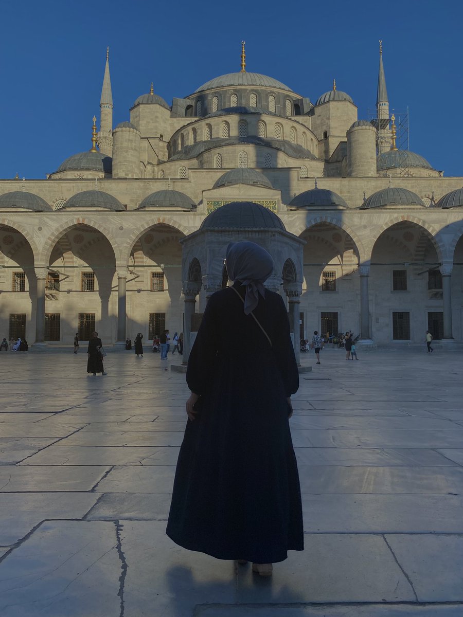 emine373's tweet photo. “gönül masumdur, umar.”🌾 https://t.co/ar2nYDSi5x