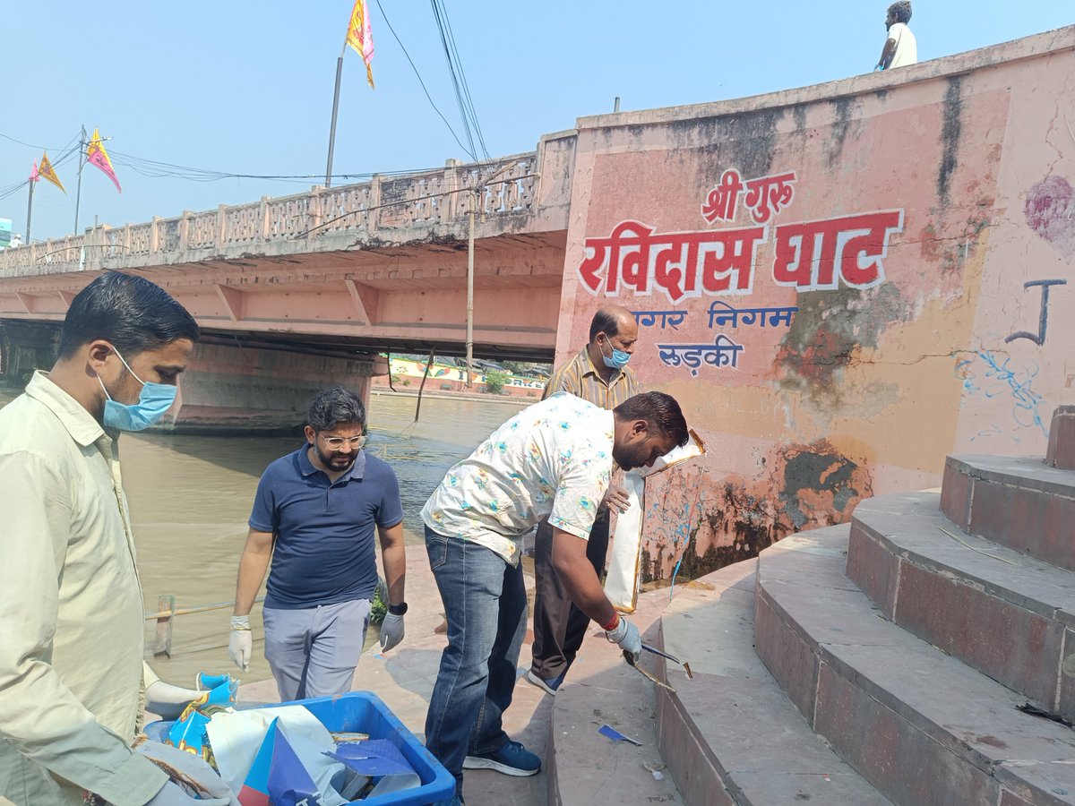 JMRoorkee's tweet photo. 🧹 Let's sweep away the clutter and embrace cleanliness for a brighter, healthier tomorrow! As your Joint Magistrate, I invite you all to actively participate in the Jan Swachhata Abhiyan. 🚮✨
 #JanSwachhataAbhiyan #CleanRoorkee #SwachhBharat 🌍 https://t.co/xmxaPEeNek