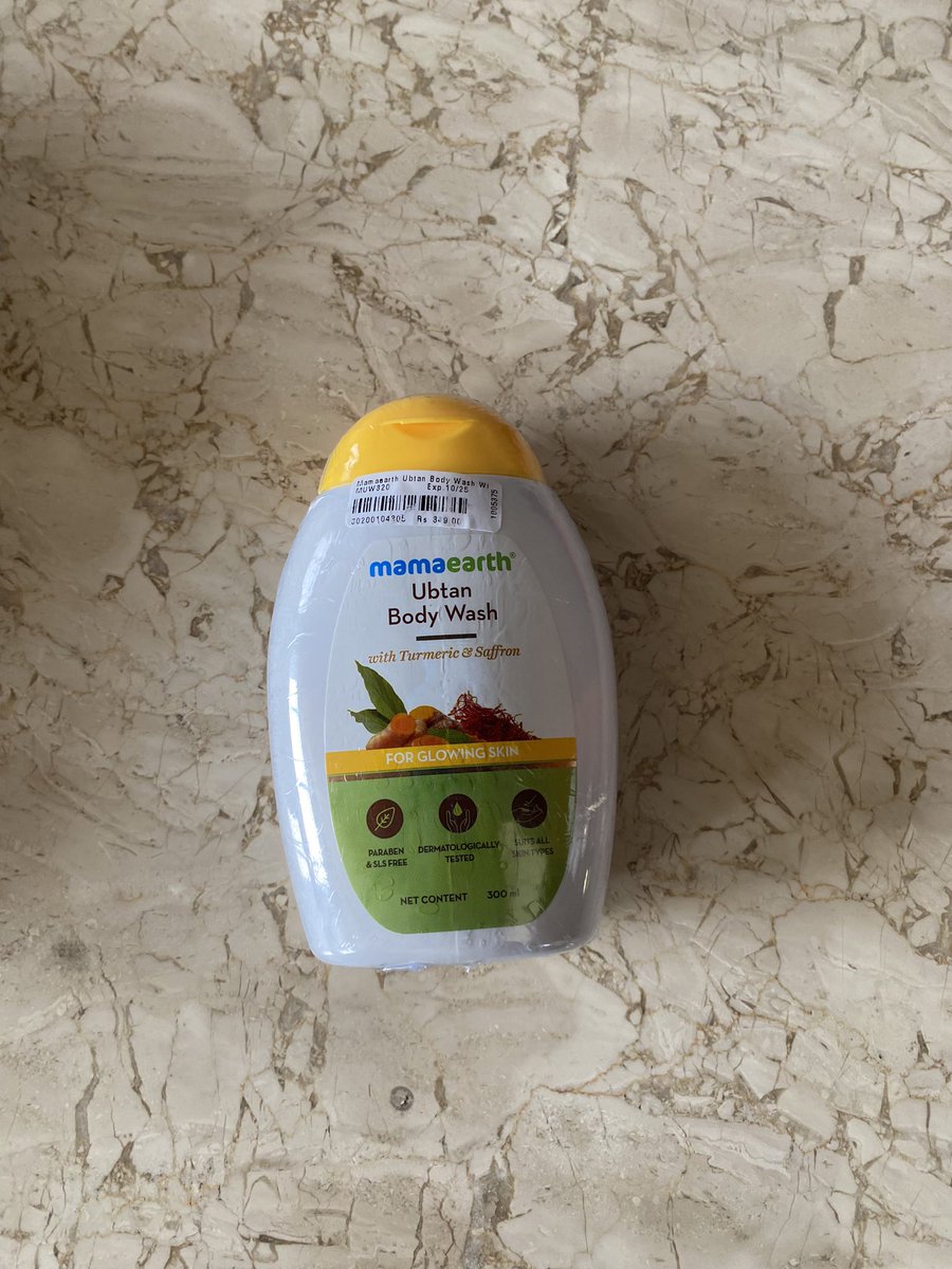 juhi_nihalani's tweet photo. What I ordered vs what I received 
For the final resolution, @AJIOLife asks me to contact @PlumOrganics and withdraws themselves from the mess up
Customer care service so so so poor https://t.co/5M8JFC7S6e