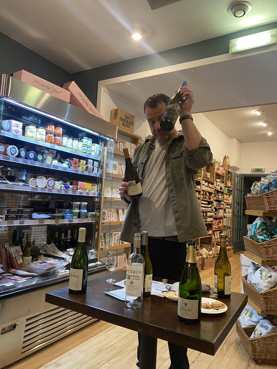 Angela__Chester's tweet photo. #ChampagneFriday in #HarrisandCo #CastleDouglas #FoodTown #DumfriesandGalloway enjoying an elegant #GlassOfBubbly from #ChampagneGardet #ChignylesRoses #Epernay #France Lots of bubble, notes of dried apricots and brioche. Delicious! https://t.co/m5G8D1cJ9Z