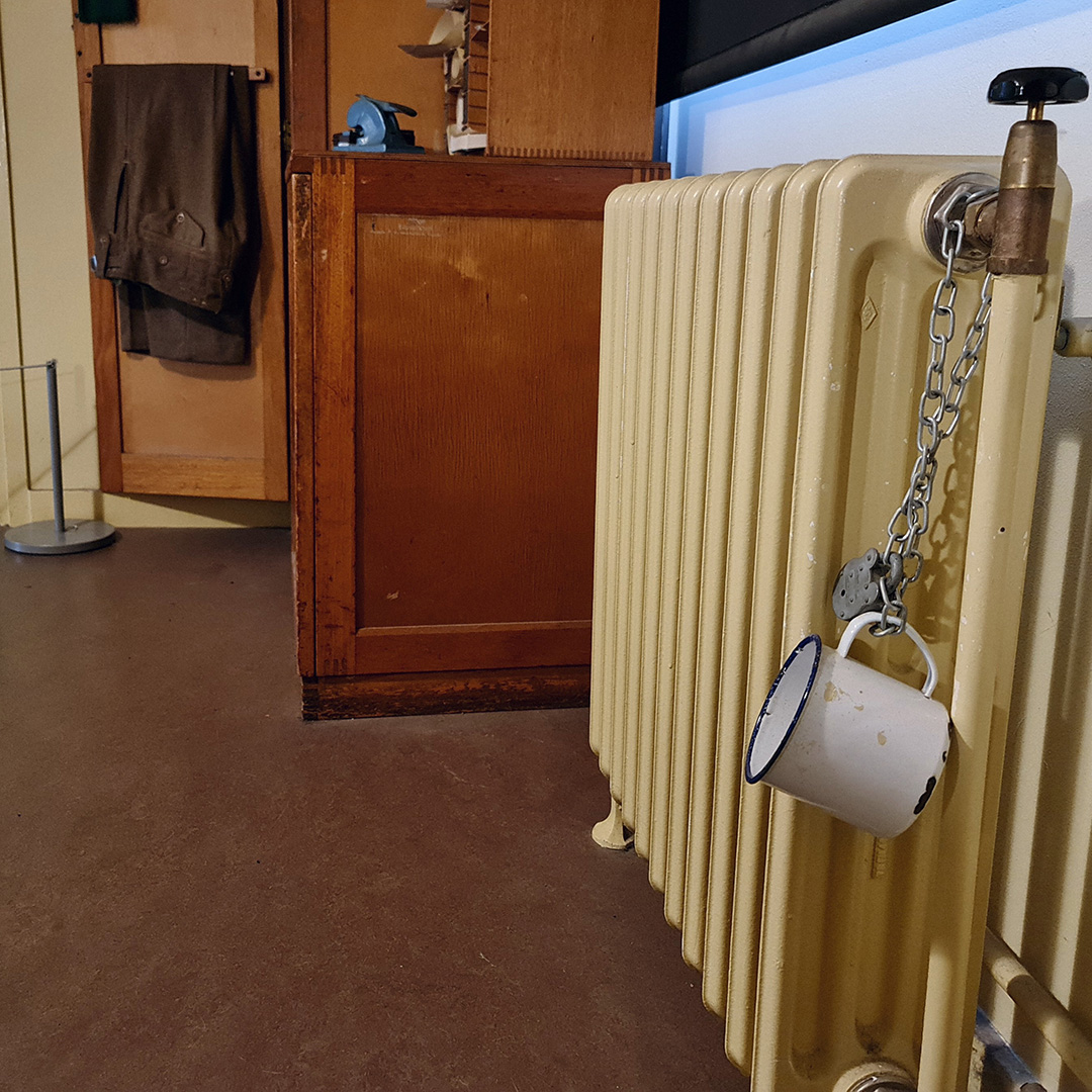 Happy #InternationalCoffeeDay!  Alan Turing was rumoured to chain his mug  to a radiator in his office to keep it from getting pinched! You can visit  his set dressed office in Hut