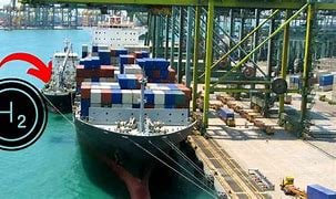 The shipping and port ministry has identified three major ports —Kandla, Paradip and Tuticorin — as hubs for #GreenHydrogen, #GreenAmmonia and #GreenMethanol export in the next seven years, #TOI reports. 

The necessary infrastructure will be developed at these ports to…