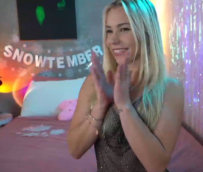 Watch MyFreeCams.com 🌴💚's leaked NSFW photo on TwXstars