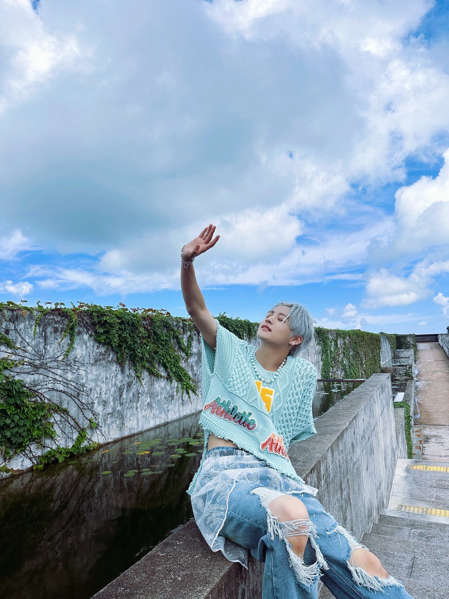 fantasyboys_mem's tweet photo. [#홍성민] 

New Tomorrow MV BEHIND CUT 

#FANTASYBOYS #판타지보이즈
#HONGSUNGMIN https://t.co/8jX18Dtk57