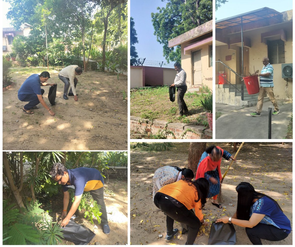 ddgirnarlive's tweet photo. #swachhtaHiSeva
दूरदर्शन अहमदाबाद के सभी कर्मचारियों ने १ अक्टूबर को  सुबह १० बजे १ घंटे स्वच्छता के लिए किया श्रमदान।
कर्मचारी दूरदर्शन परिसर को साफ़ करते हुए 
#SpecialCampaign3.0  #SwatchhbharatMission
@PMOIndia

@DARPG_GoI
@MIB_India
@prasarbharati https://t.co/f4C9DqvFh5