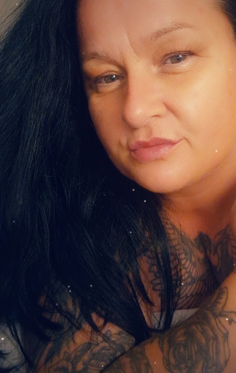 MisstressAx's tweet photo. I'm back.. stronger then ever and ready to use abuse and deny .. who is giving me there cage &amp; who is fucking begging for help.. https://t.co/cGqp2LpVYY