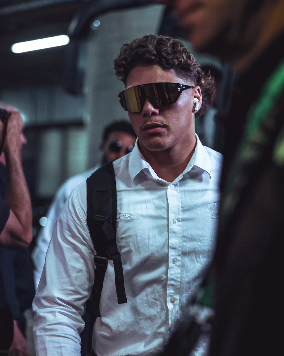 brisbanebroncos's tweet image. ɪɴ ᴛʜᴇ ʙᴜɪʟᴅɪɴɢ.