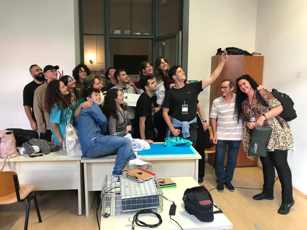 EsO4e's tweet photo. This is the Workshop at ITÜ. 
At The Hackathon day, the students must find an opportunity to provide a proposal that make the daily lifeof a social group easier, related to some of the SustainableDevelopment Goals. Applying the concepts and methodologiesstudied in the workshop https://t.co/HC3qZwDmg8
