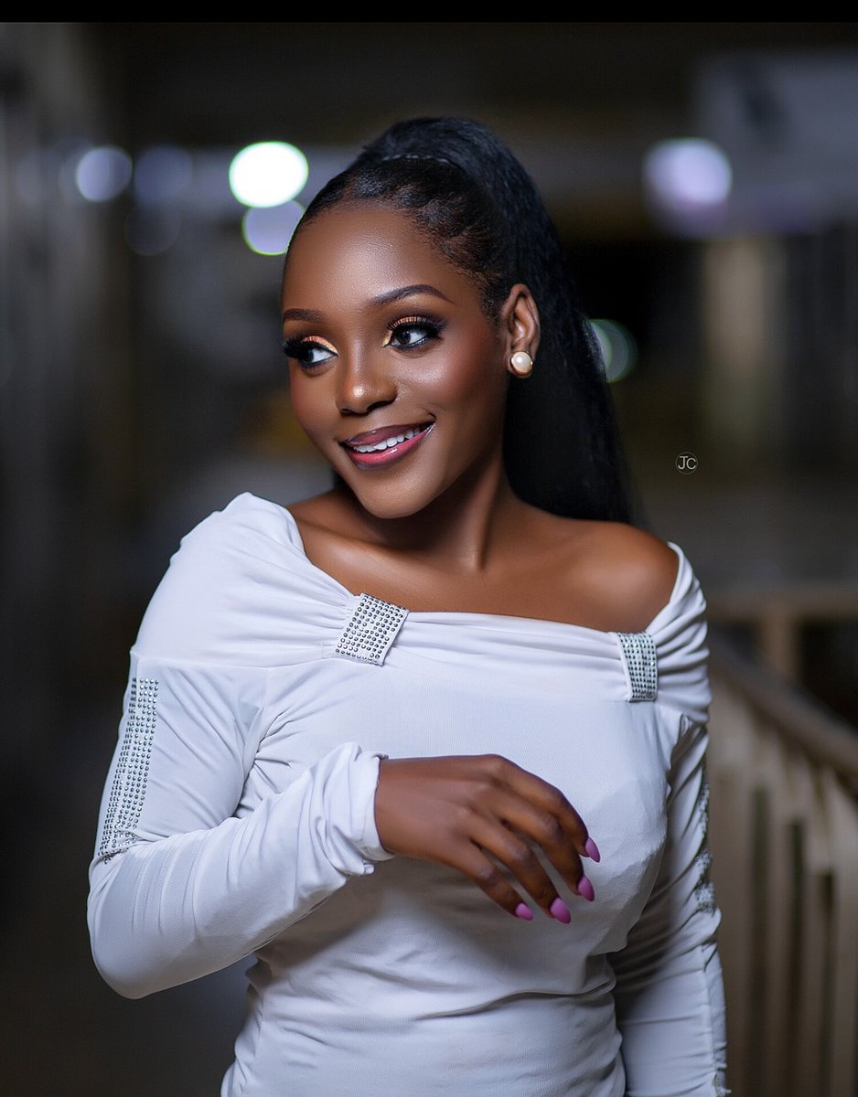 Its my birthday💞More blessing s to the new age
