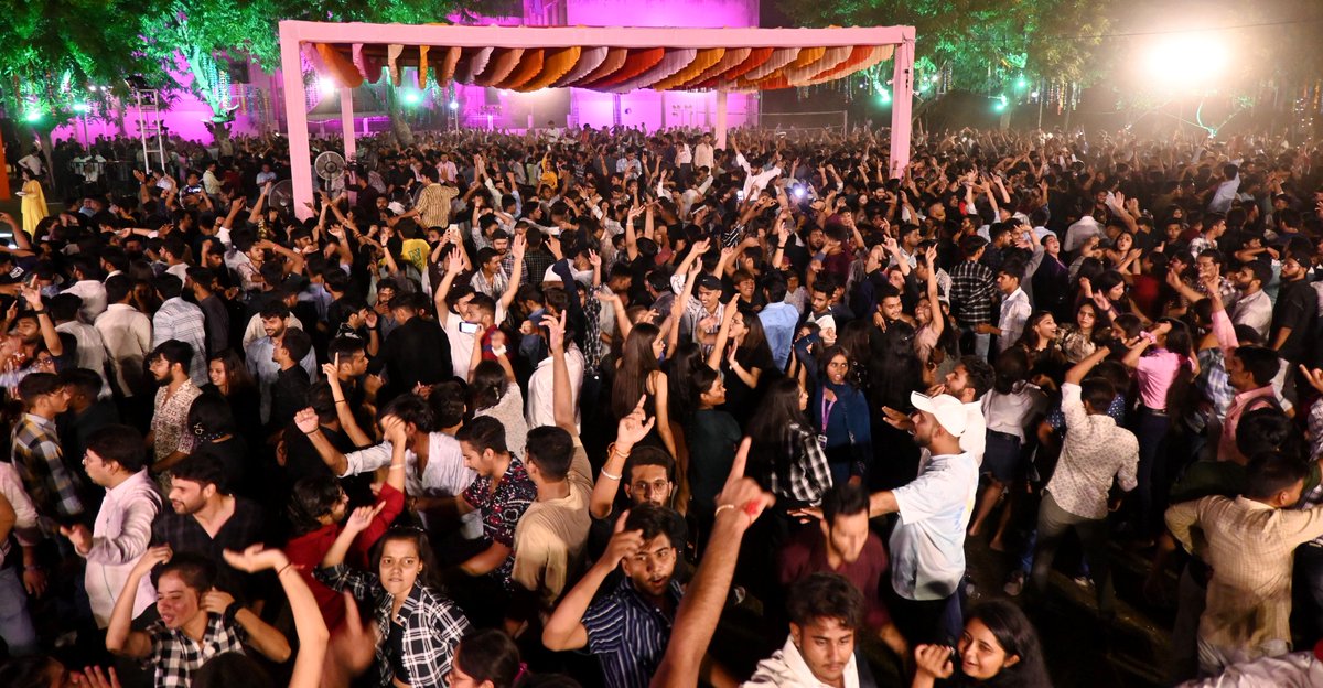 JAIPURJNU's tweet photo. Technorazz 2023, was an extraordinary celebration of innovation, talent, and boundless creativity. That's precisely what Technorazz 2023 was all about.

#Technorazz2023 #Technorazz #AnnualFest #EventOfTheYear #JaipurNationalUniversity https://t.co/NreMa2tKQQ