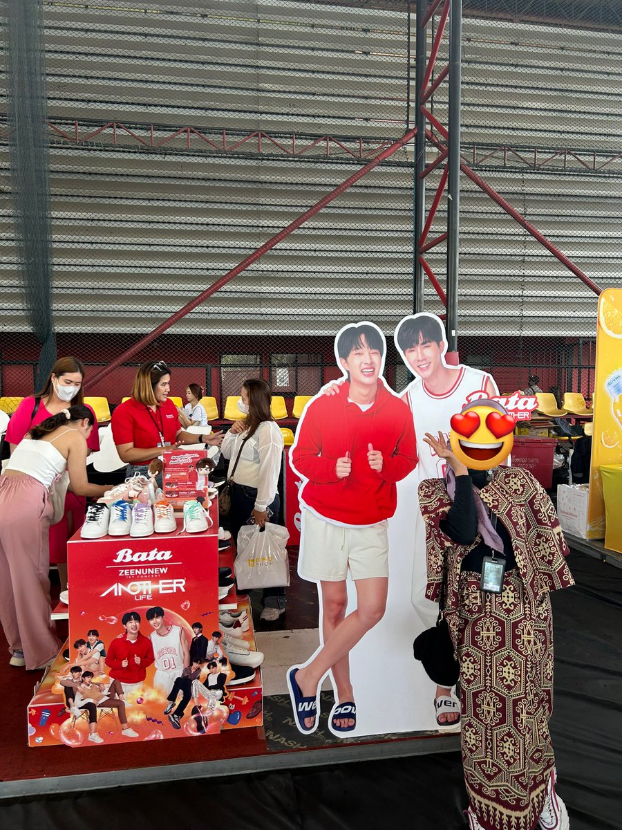 aeginunew's tweet photo. We’re here!! 

#BataThailand #BataAnotherChance https://t.co/DKrnz6TwRM