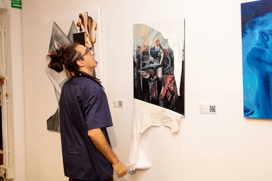 Aquí os dejamos más momentos de la inauguración de nuestra expo Nomen Nescio en Paisaje Doméstico 😍

La próxima semana será la última para poder visitarla y lo podéis hacer de lunes a viernes de 16:00 a 19:00 en Alfonso Gómez 11 2o A de Madrid.

📷 de <a href="/gonzagallego_/">Gonza Gallego</a>

#arte #art