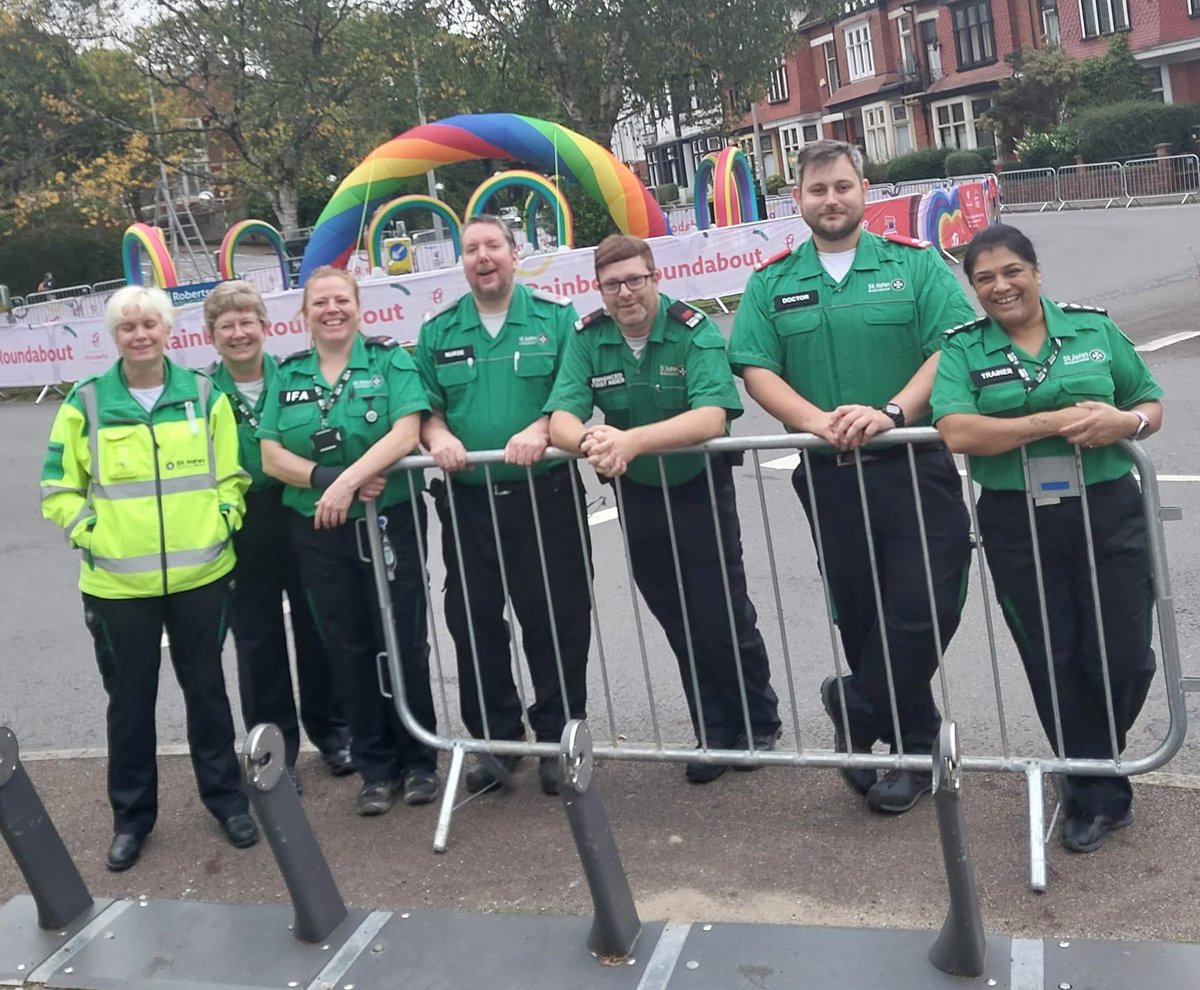 Mix of Doctors, Nurses & First Aiders from @SJACymru at #RainbowRoundabout for the @CardiffHalf ready to support those taking part and watching.