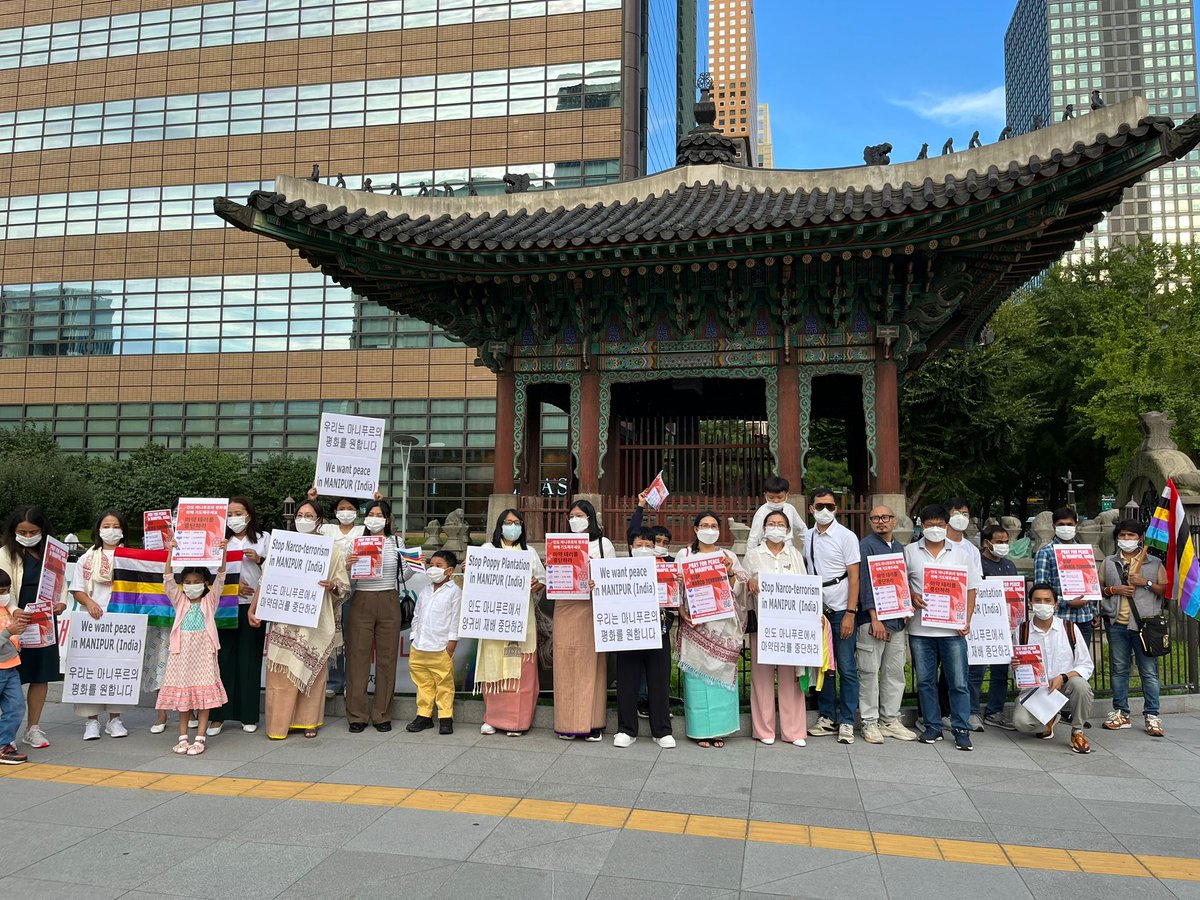 indira_laisram's tweet photo. #Meiteis in South Korea united on Friday, staging a powerful silent demonstration. Their message was clear: justice for the recent brutal murders of Meitei youths - Phijam Hemanjit & Linthoingambi Hijam - reportedly at the hands of Kuki militants. This gathering tells the fact that Meiteis across the world are deeply impacted by the ongoing conflict, and their collective longing for peace resounds globally.

#ManipurFightsBack #SaveManipur #KukiAtrocities