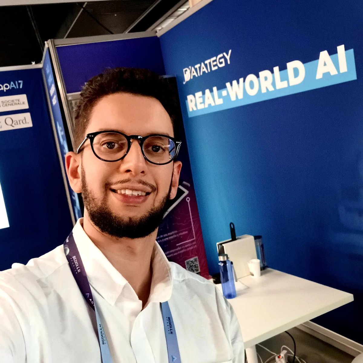 HoucineOusmer's tweet image. Day 2️⃣ at BIG DATA &amp;amp; AI PARIS  🚀 !

Today is the day for the #papAI7 conference, an opportunity to see our platform in action to address #MLOps and #explainability of results issues.

Come and meet us today at the biggest #data &amp;amp; #IA trade show in France🇫🇷.

#aiplatform #mlops