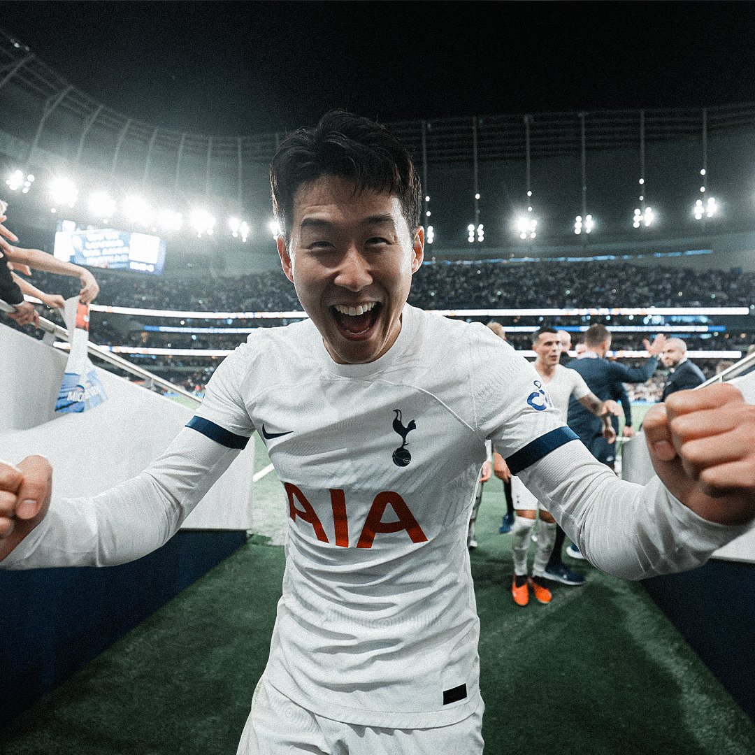 Spurs_KR's tweet photo. ⓒ 우리의 캡틴! 💪🏻

#THFC #COYS #토트넘 #손흥민 https://t.co/2PZk0AUWZg