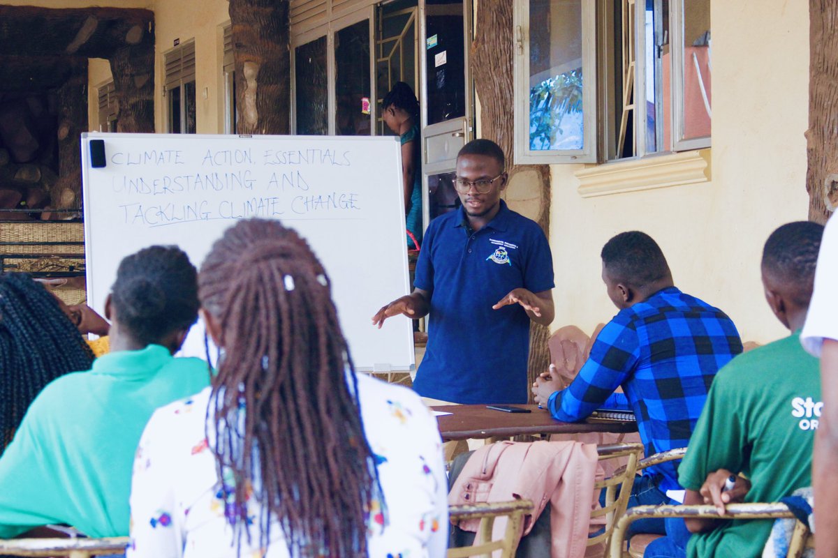 mosesforclimate's tweet photo. Yesterday, we hosted an empowering one-day workshop, fueling young minds with the tools to become eco-warriors, environmental ambassadors, and future leaders of change. 🌍 https://t.co/PpG1inNBDT