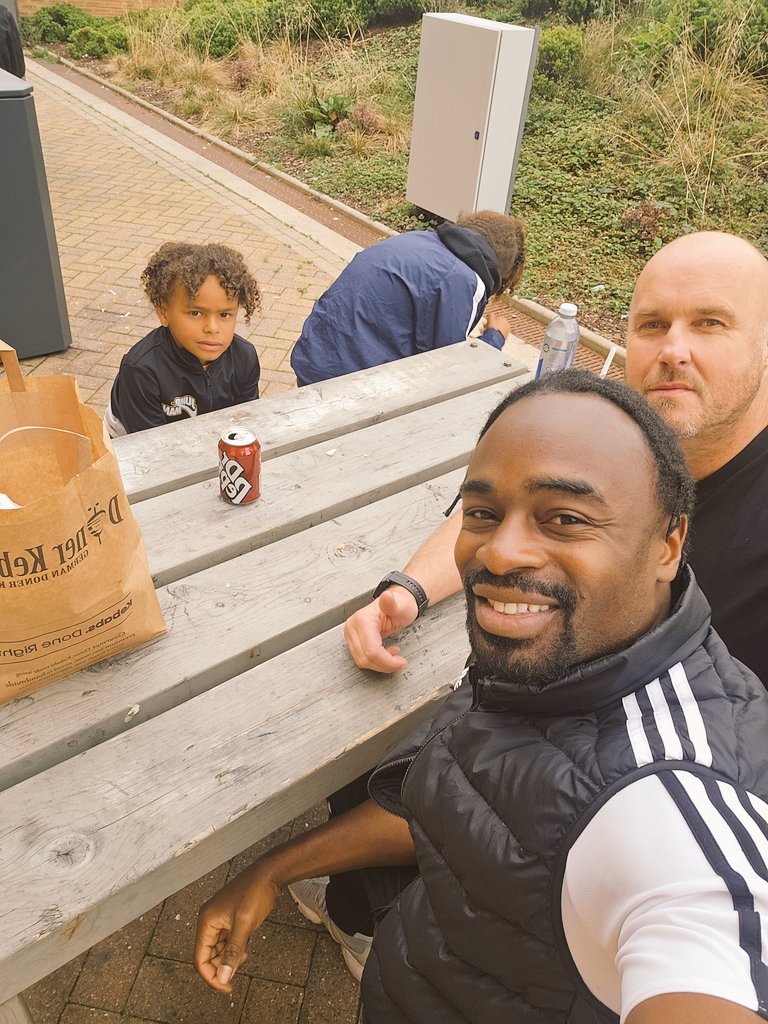 WipeoutWilson's tweet photo. Chilling yesterday.... #meadowhell 😎 https://t.co/2J093o5b5c
