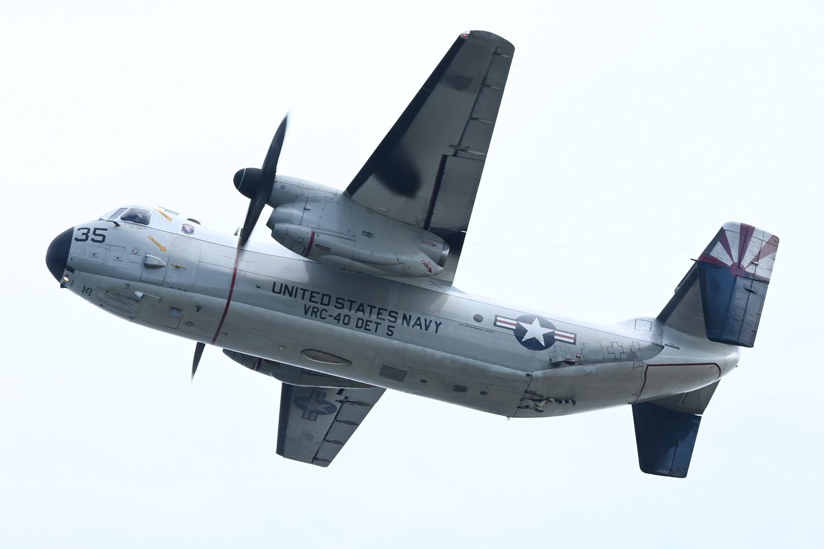 MANBO150402's tweet image. 2023.10.1sun RJOI ①
朝一でU-36Aが木更津駐屯地へ
US-2×2はそれぞれ小月基地航空祭
錦帯橋創建350周年記念イベントへ
C-2AはUSS RONALD REAGAN⚓️へ
F/A-18F DIAMOND BACKS💎🐍も見送ったはずのSilver Eagles🦅に見送られ
USS RONALD REAGAN⚓️へ👋👋
 #岩国基地  #u36  #c2a  #f18  #オスプレイ