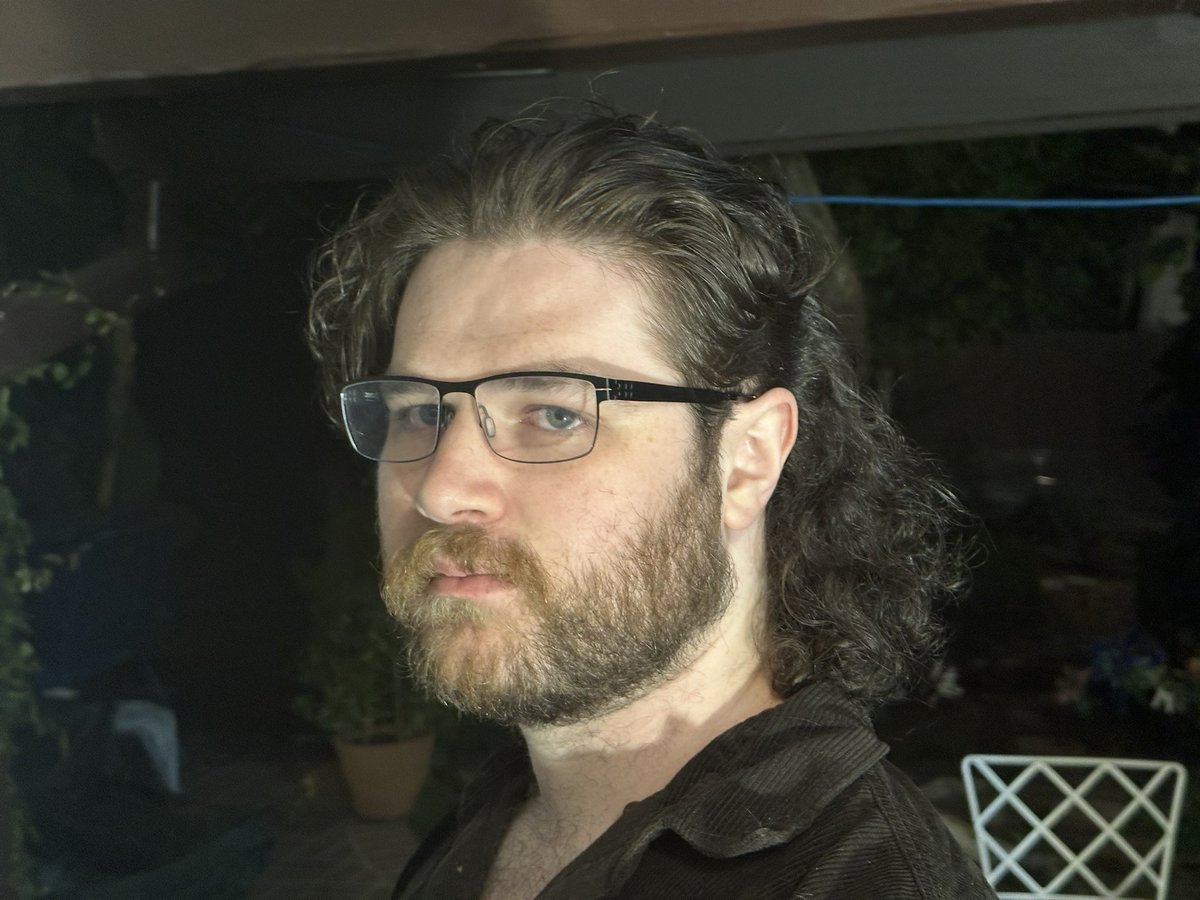 Ringler_SSBM's tweet photo. Shout outs to @SufyanZ3R0 imagine if a dude fucked you up with falcon and then was like “let me fix your cut” https://t.co/hxwQ3cD1sM