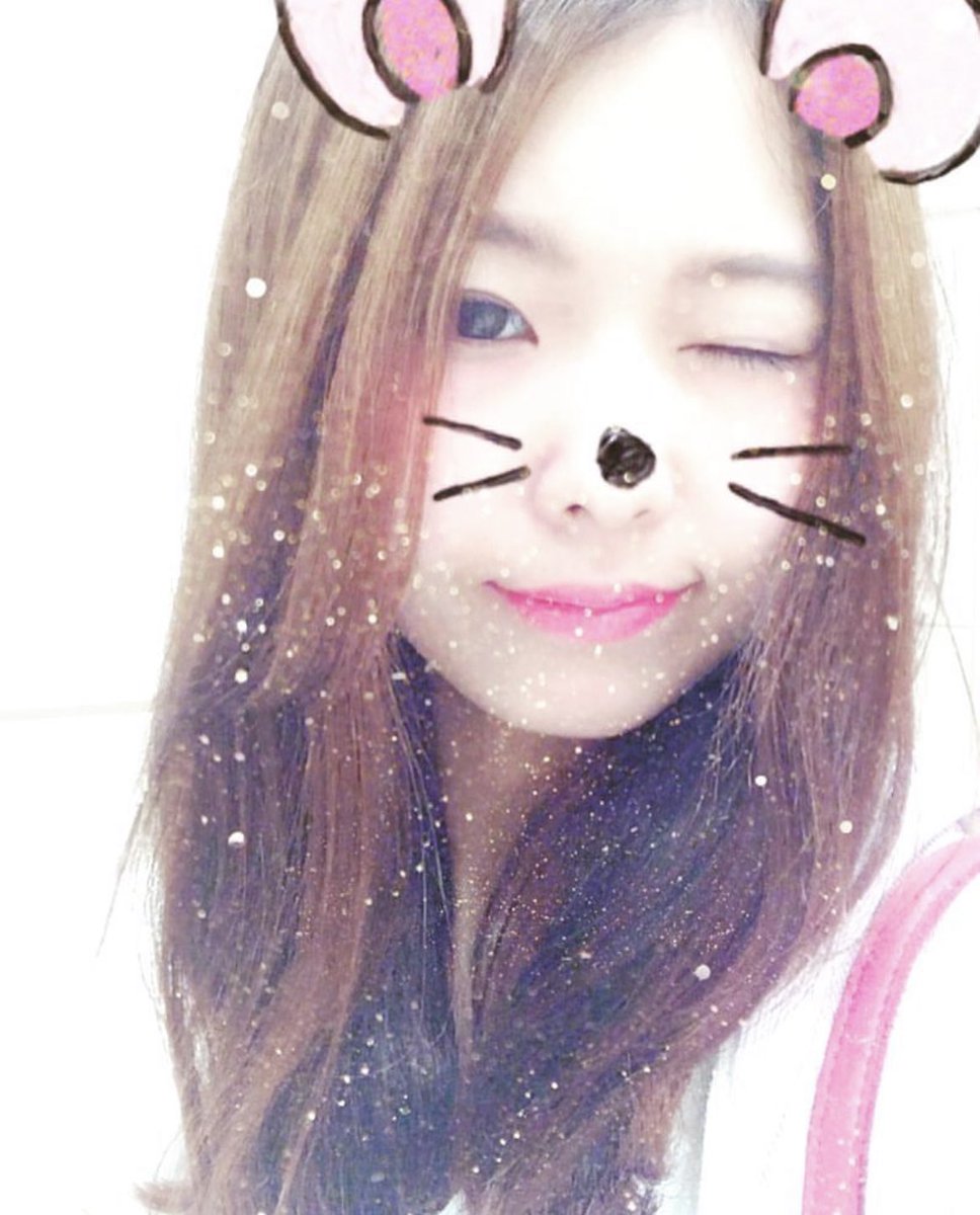 yuu__hanamiya's tweet photo. 2023 ☜ ☞ 2016

ここまで前髪伸びたのが
7年ぶりらしい！

動物の加工フィルターとか
使いがちだったよね〜🤣 https://t.co/KeQs6UaQOs