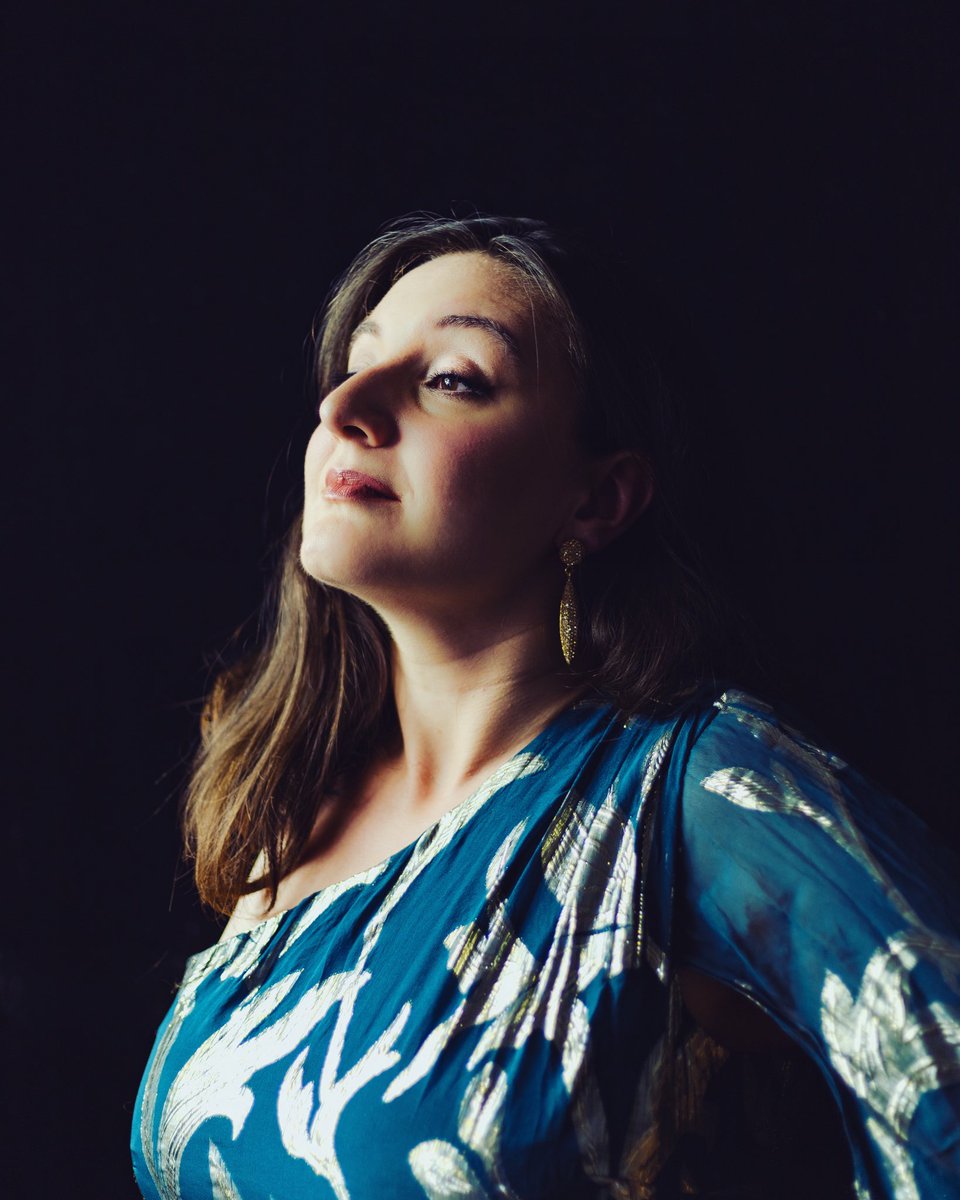 FischerArtists's tweet photo. Tonight @philharmonie in #Paris, @bethtaylormezzo sings the alto soloist part in #Mozart’s “Requiem” with #Pygmalion&amp; #RaphaëlPichon. Later this month this “Requiem” will tour to Versailles, Bordeaux, Barcelona, Valencia&amp; Dortmund (Oct. 31). Toi, toi, toi!

#bethtaylor https://t.co/5YJSR4q3lU