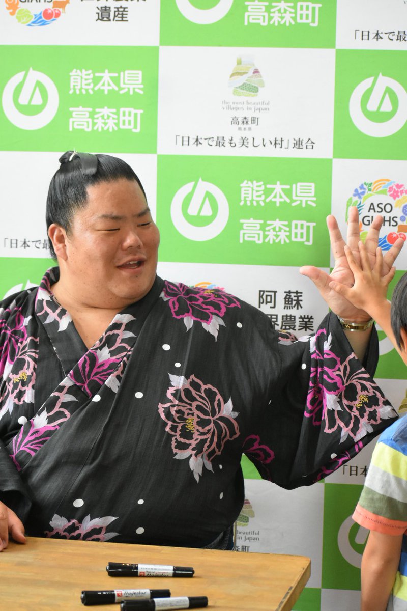kaosan_panda's tweet photo. お察しの通り一眼なんか持ってるの私だけでしたよ。
カメラマンの方ですかと地元の方に言われて恥ずかしかったで��！ https://t.co/Y24rXKXdxX