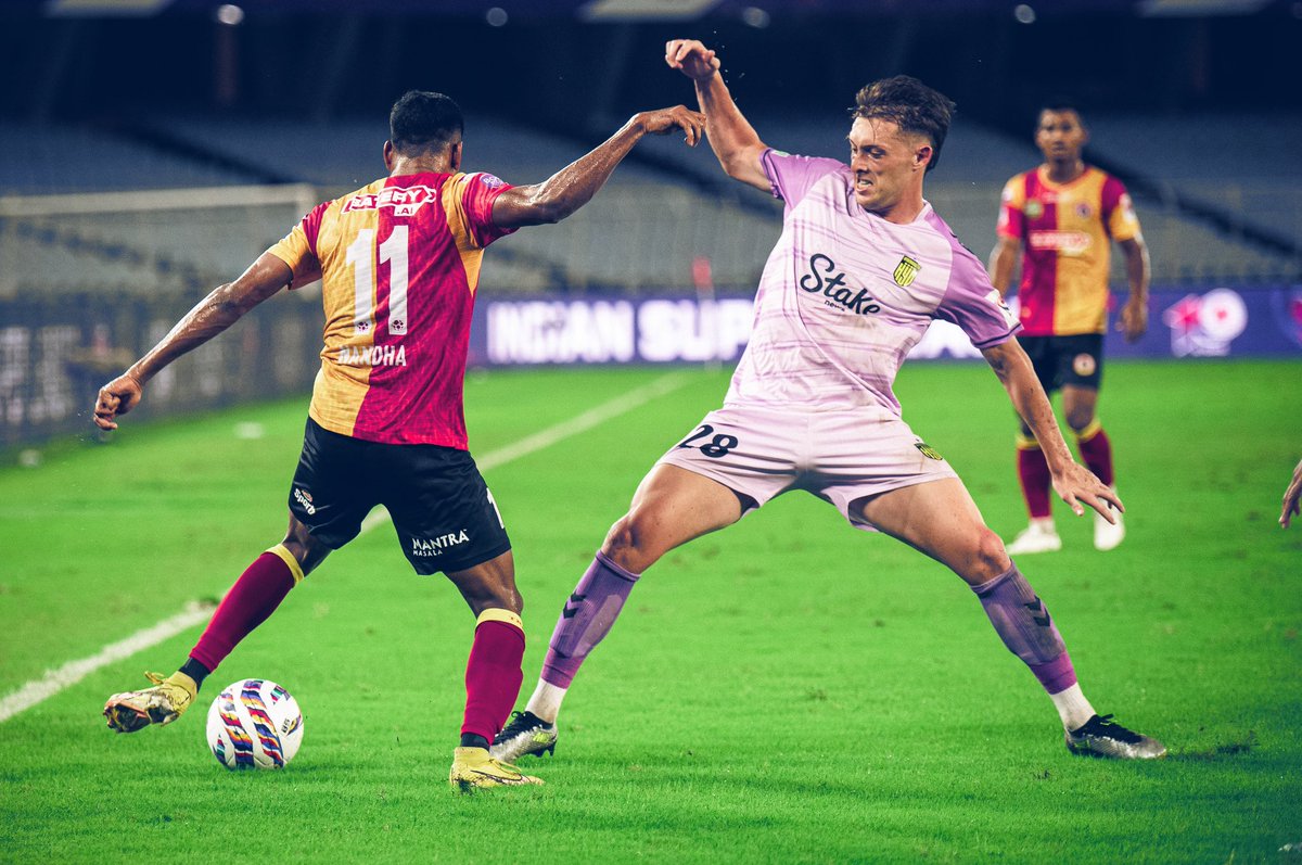 impressionwrld's tweet photo. 💪🗡️⚽️🇦🇺

Congrats on the ISL debut Joe, a long way to go.

@joe_knowlesy 

📸 @IndSuperLeague https://t.co/xXPbsDfsti