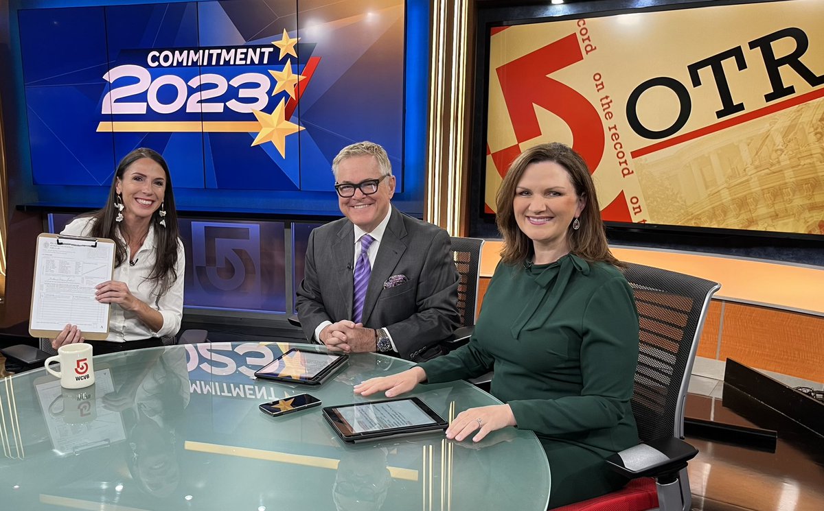 She comes prepared! @DianaDiZoglio is full tilt, full time on her push to audit the legislature. @EdWCVB @SharmanTV dig deep, to get to the heart of the controversy. @maryannemarsh @VirginiaBuckin1 with spot on analysis. #wcvb OTR #mapoli #bospoli @universalhub See you at 11 AM