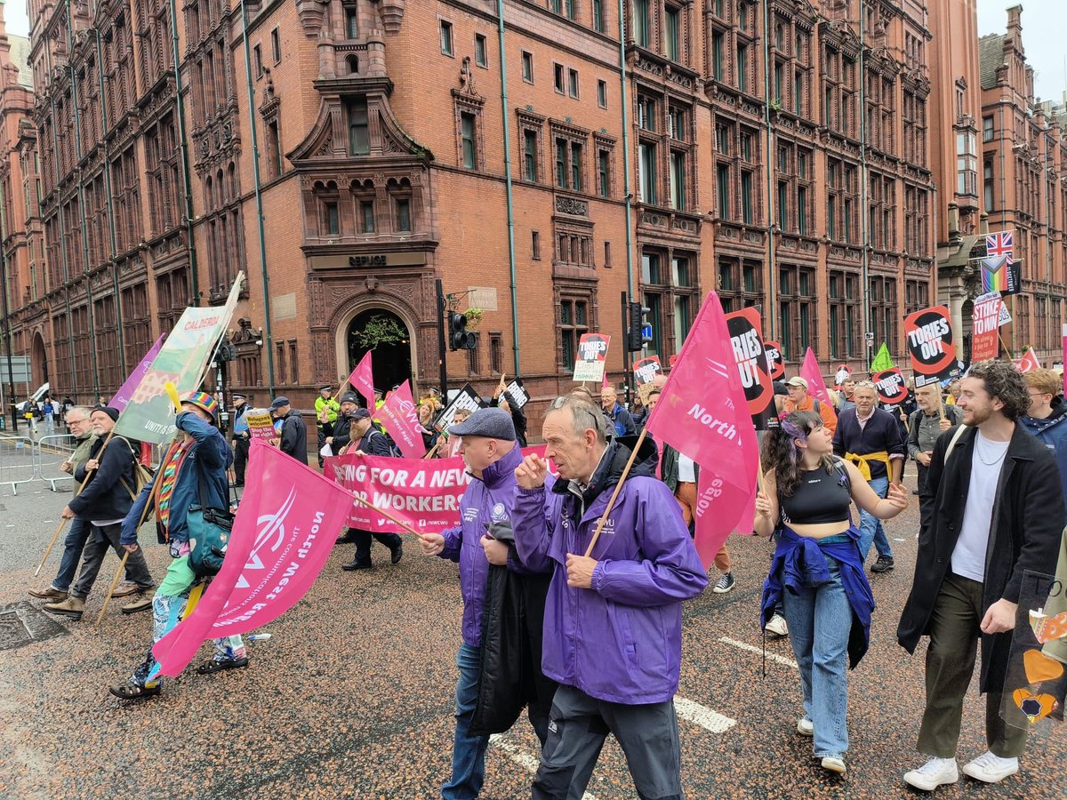 SafiyyaLambat's tweet image. 💅All the unions representing at @pplsassembly demo today at Tory Party Conference 2023.

#StrikeMap
#ToryPartyConference 
@NEUnion