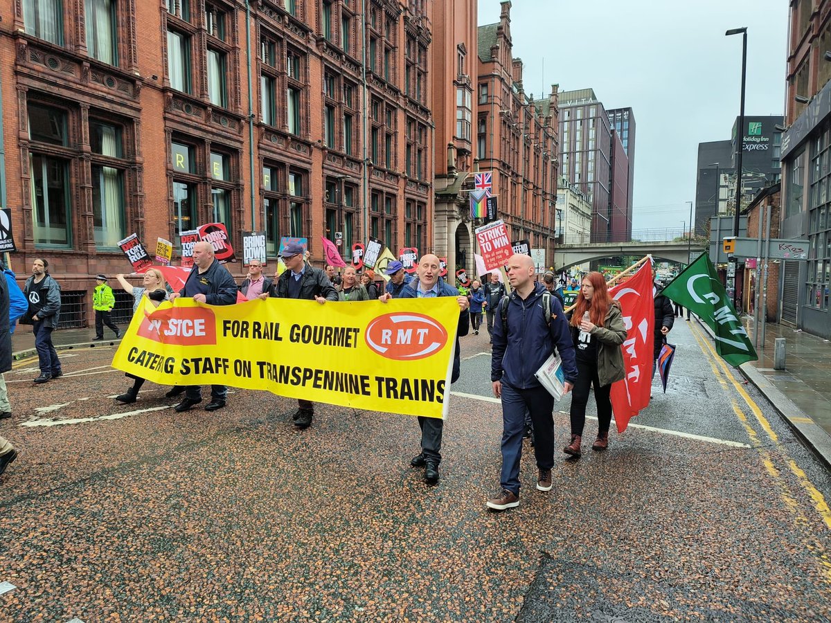 SafiyyaLambat's tweet image. 💅All the unions representing at @pplsassembly demo today at Tory Party Conference 2023.

#StrikeMap
#ToryPartyConference 
@NEUnion