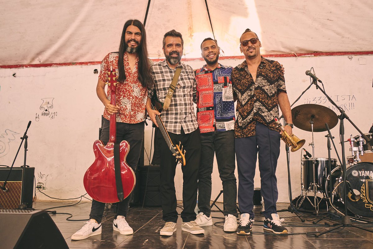 aryalvarezprofe's tweet photo. Por segunda vez como invitado 
"Ary Alvarez Jazz Quartet " al Festival de Jazz de Popayan. https://t.co/nhfuxmOeKF