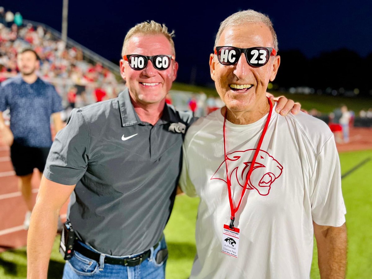 You may be cool….but you’ll never be Mike Malham (second-winningest Coach in state history) cool. #arpreps 

📸 <a href="/CabotAthDept/">Cabot Athletic Dept.</a> 
<a href="/MMalham/">Matt Malham</a>
