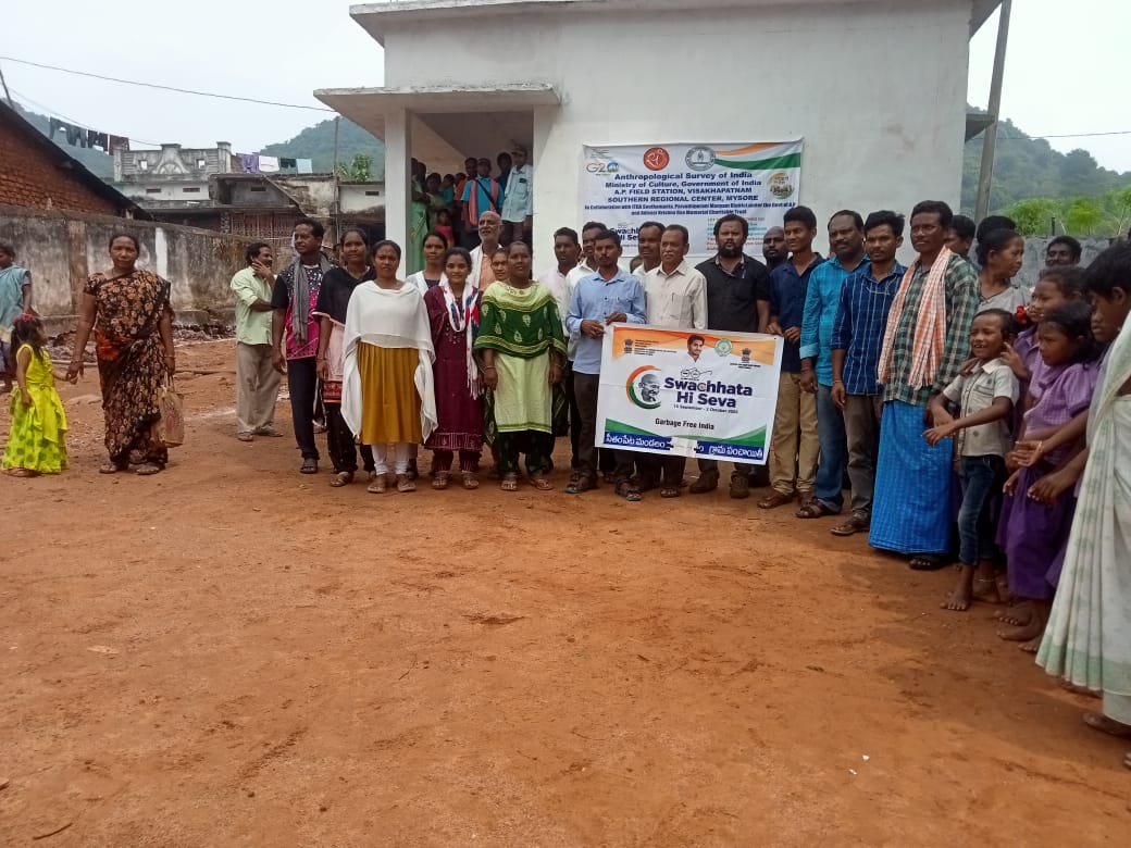 ansigoi's tweet photo. Pleased with this most tangible outcome of today's 'Swaachata Hi Sewa' special event at a Savara Tribal village in Manyam Pravatipuram district in Andhra Pradesh under the jurisdiction of AnSI's Visakhaptnam Field Station. 
#SwachataHiSeva 
#SwachhBharat https://t.co/FU5JVpf86d