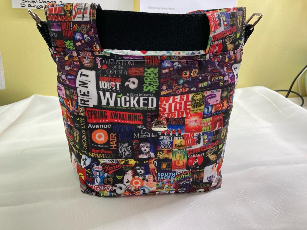 TheSewMustGoOn's tweet photo. Wicked (or Wizard of Oz!) bag available to buy. £25 plus postage.
@WickedUK  @yellowbrickroad fans will love these! Contact us for details/to buy. #theatre #handmade #Wicked https://t.co/fRx5gCQOkj