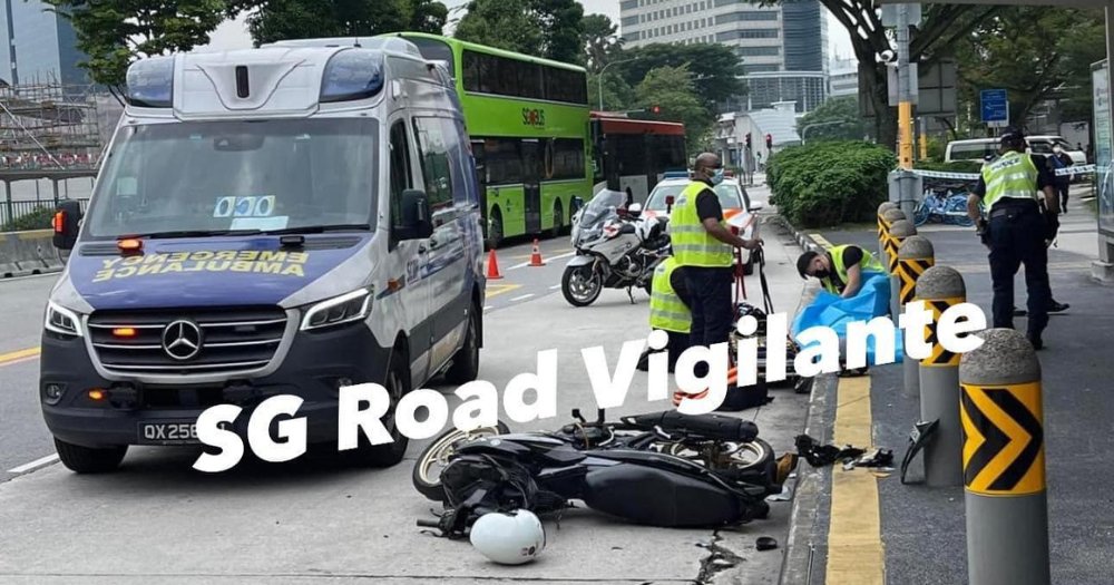 MothershipSG's tweet photo. Female motorcyclist, 23, dies after traffic accident in Jurong
https://t.co/lByhEUXrtY https://t.co/X4Si2quMYn