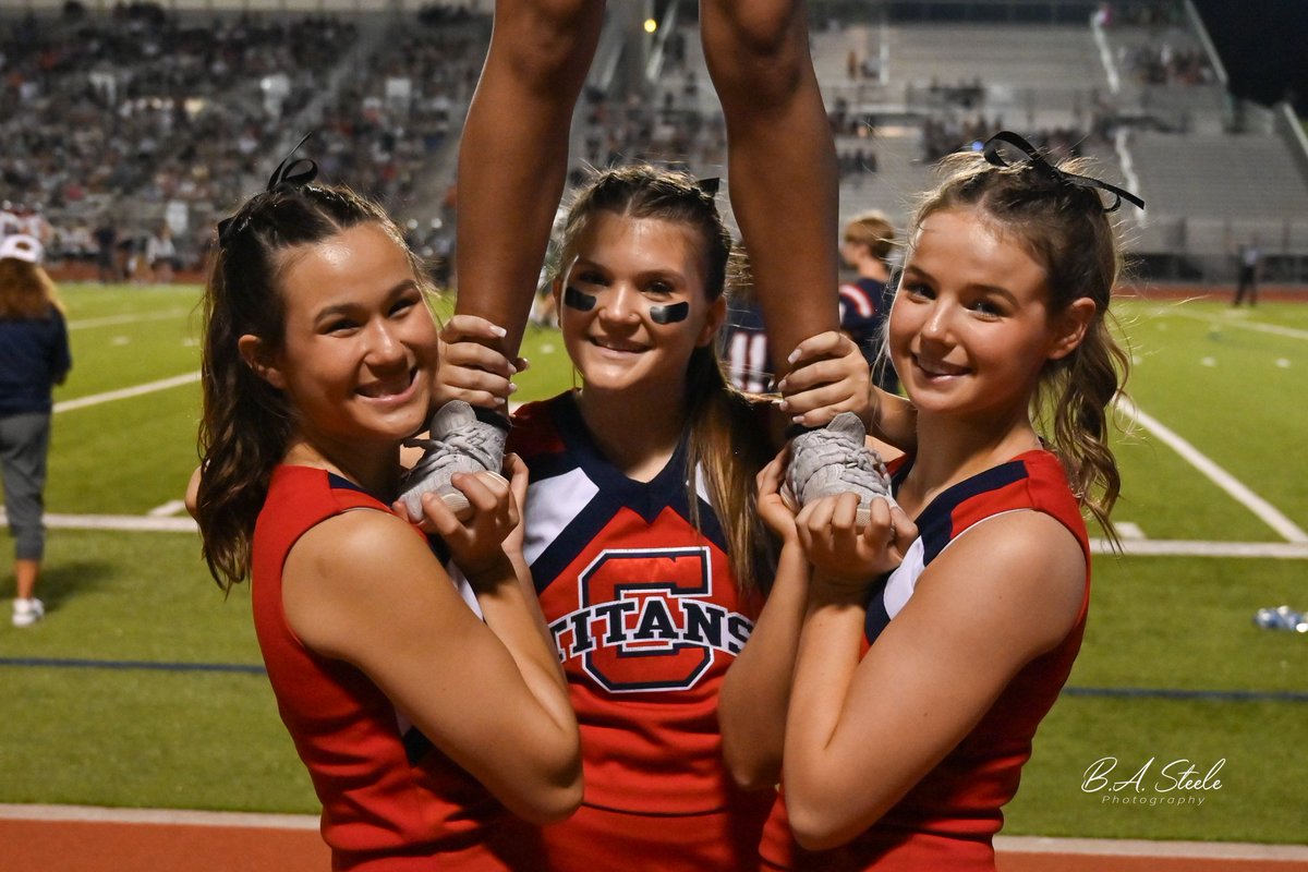 basteelephotos's tweet photo. Friday Night Lights! Cen10 game six pictures have been published!  Game, pre game and halftime.

https://t.co/vxb17znnnb https://t.co/kzf2HVfm8Q