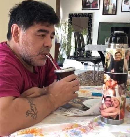 Me quería despertar tarde para no esperar tanto el superclásico y resulta que estoy así desde las 7 de la mañana