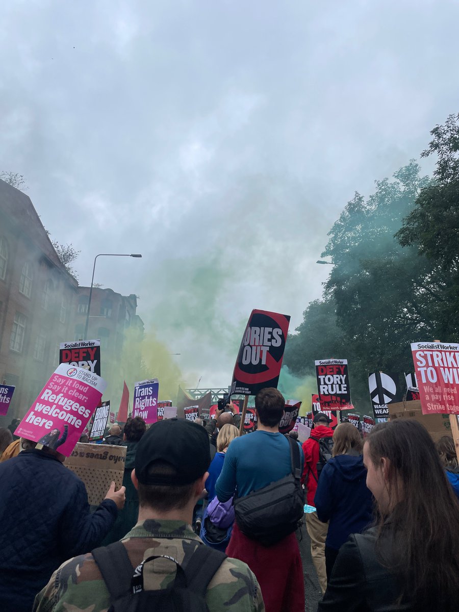 Thousands out in Manchester today #ToriesOut
