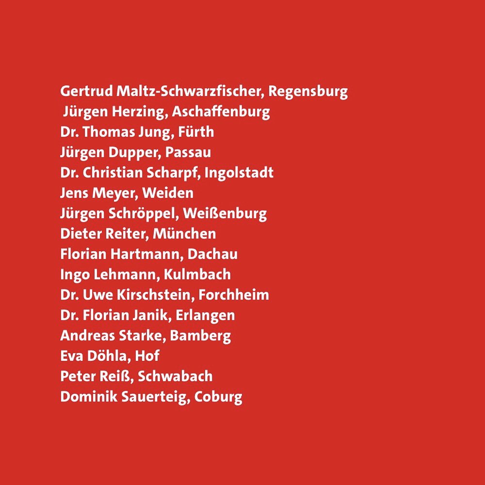 BayernSPD's tweet photo. Unsere Oberbürgermeisterinnen und Oberbürgermeister wie Dieter Reiter aus München, Gertrud Maltz-Schwarzfischer aus Regensburg und @OBFuerth aus Fürth rufen in einem offenen Brief dazu auf, am 8. Oktober wählen zu gehen.

"Bayern ist ein großartiges Bundesland, geprägt von Vielfalt, Innovation und einer starken Gemeinschaft. Wenn Sie Politik für ein bezahlbares Bayern wollen, dann sollten Sie mit allen Stimmen SPD wählen!"

Übrigens: Unsere Oberbürgermeisterinnen und Oberbürgermeister, Bürgermeisterinnen und Bürgermeister regieren in Städten und Gemeinden mit zusammen fast vier Millionen Menschen in Bayern – das ist rund ein Drittel der Bevölkerung!

#sozialepolitikfürdich