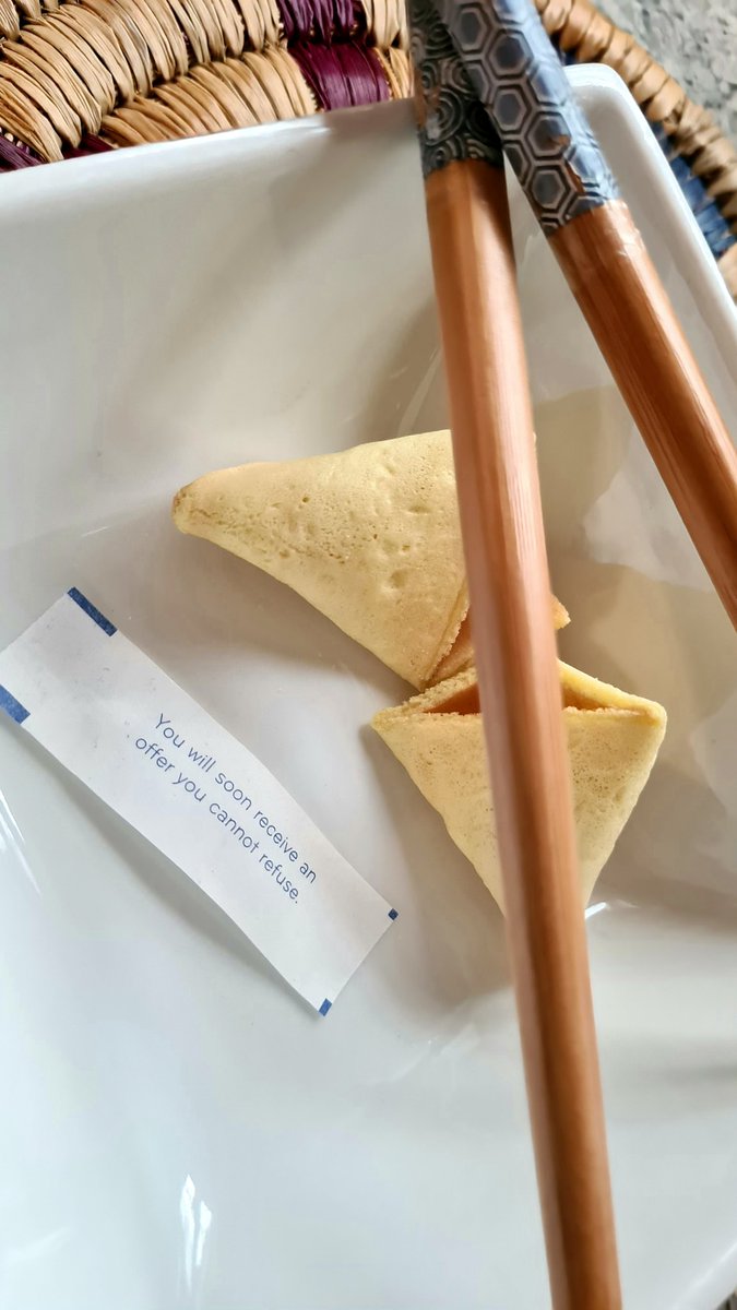 MandK6980's tweet photo. If Mario Puzo wrote fortune cookie messages!! 🥠🌹
#MildPeril 😮 https://t.co/2mQQsAPakv