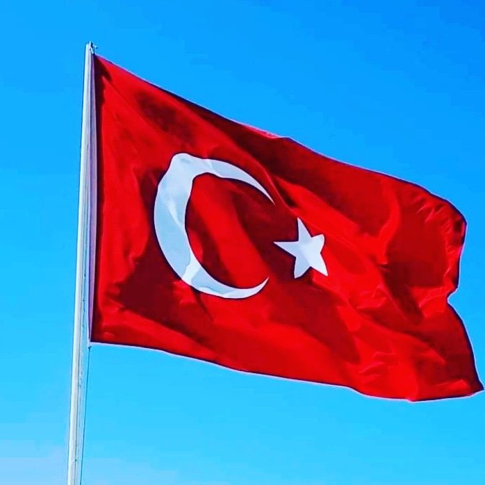 Ankara  Kızılay daki hain terör saldırısını  lanetliyor   Yaralanan Kahraman Emniyet  kuvvetlerimize acil şifalar diliyorum
GEÇMİŞ OLSUN TÜRKİYEM
