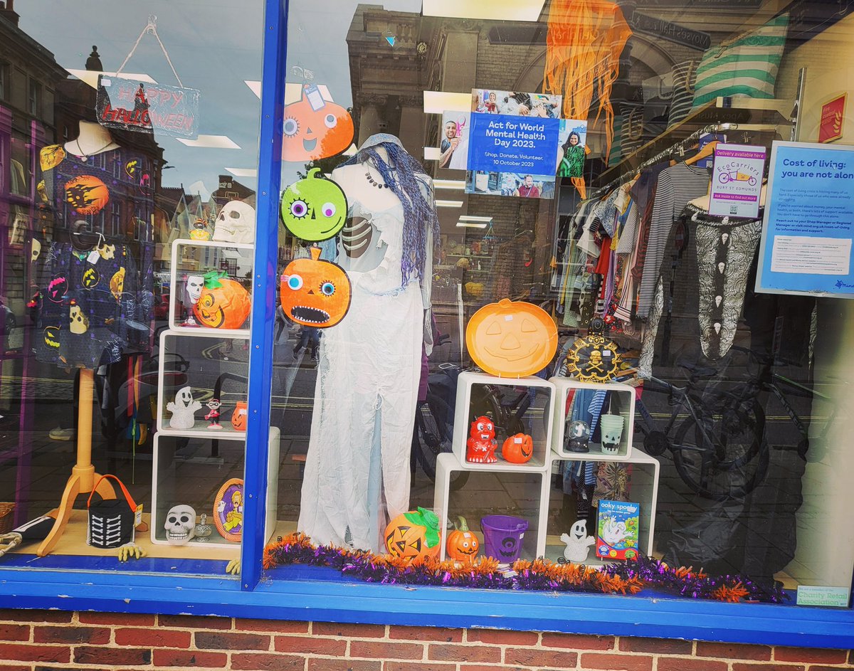 MindBuryStEds's tweet photo. Spooky season is here! 🎃👻💀
#burystedmunds #mymindshop #ourbse #ourstreets #spooky #spookyseason #spooktober #charityshop #mindshop https://t.co/D3XOtOw7mW